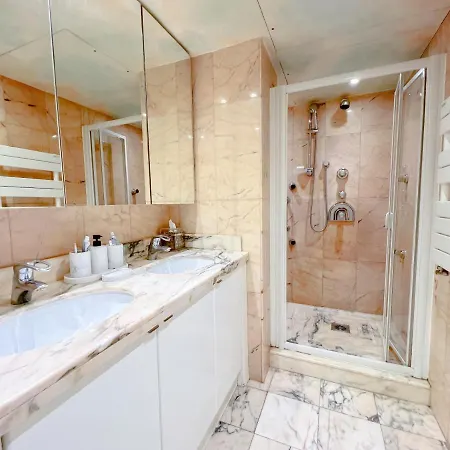 Superbe 3 Pieces - Croisette - Front De *